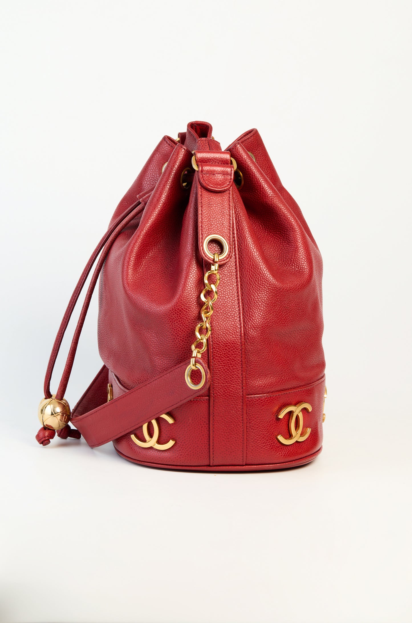Chanel 1992 Red Caviar Plaque Bucket Drawstring Tote Crossbody Bag
